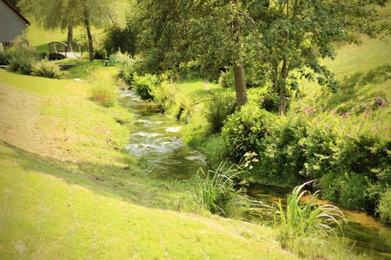 Gite De Charme Jusqu'A 14 Personnes, Proche Du Lac De 热拉梅 外观 照片
